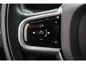 Volvo XC90 (2021) thumbnail 12