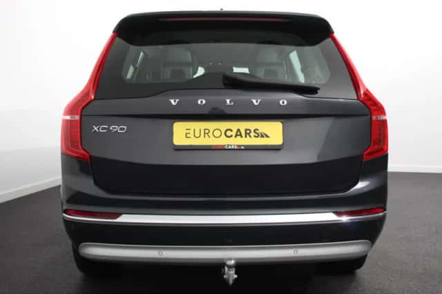 Volvo XC90 (2021) thumbnail 3