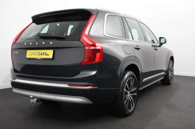 Volvo XC90 (2021) thumbnail 4