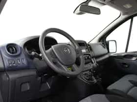 Opel Vivaro (2019) thumbnail 2