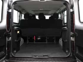 Opel Vivaro (2019) thumbnail 35