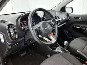 Kia Picanto (2023) thumbnail 2