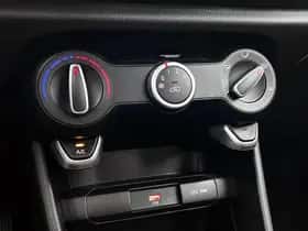 Kia Picanto (2023) thumbnail 17