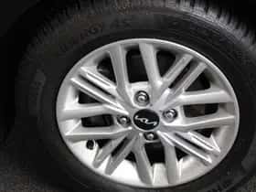 Kia Picanto (2023) thumbnail 4
