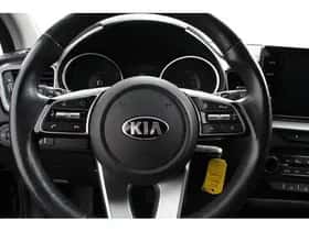 Kia Ceed (2020) thumbnail 17