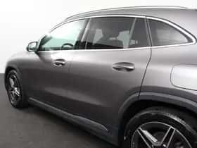 Mercedes-Benz GLA (2021) thumbnail 24