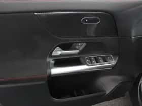 Mercedes-Benz GLA (2021) thumbnail 10
