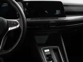 Volkswagen Golf (2022) thumbnail 19