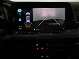 Volkswagen Golf (2022) thumbnail 3