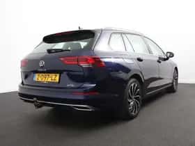 Volkswagen Golf (2022) thumbnail 7
