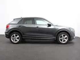 Audi Q2 (2021) thumbnail 9