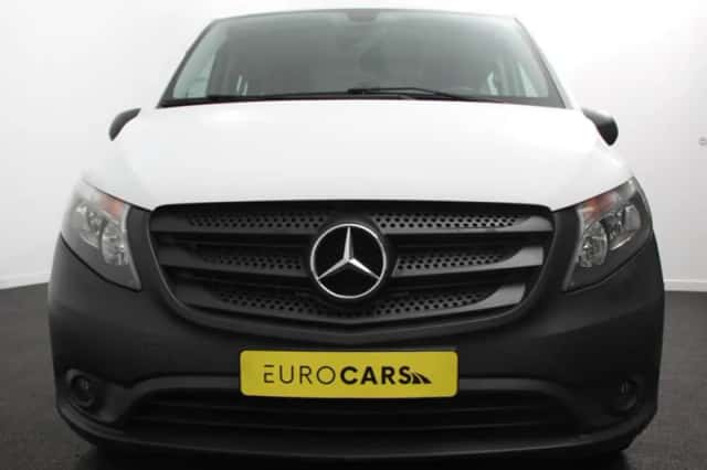 Mercedes-Benz Vito (2019) thumbnail 4