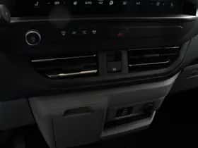 Ford Transit Custom (2025) thumbnail 22