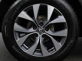 Renault Captur (2021) thumbnail 4