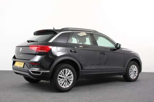 Volkswagen T-Roc (2020) thumbnail 5