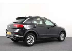 Volkswagen T-Roc (2020) thumbnail 5