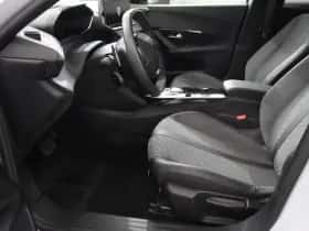 Peugeot 2008 (2025) thumbnail 9