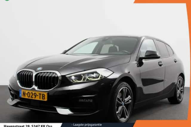 BMW 1-Serie (2022) thumbnail 1