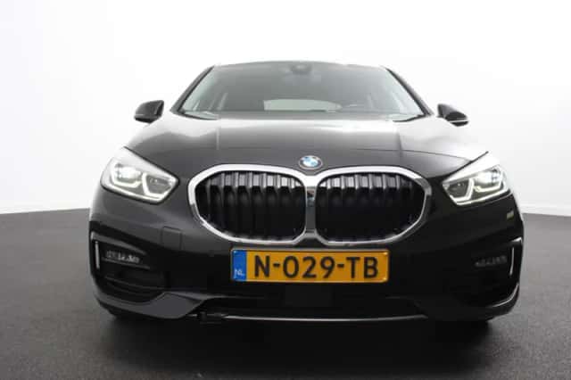 BMW 1-Serie (2022) thumbnail 4