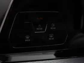 Volkswagen Golf (2022) thumbnail 14