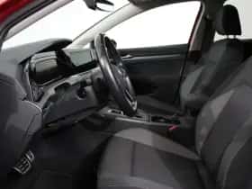 Volkswagen Golf (2022) thumbnail 25