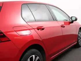 Volkswagen Golf (2022) thumbnail 30