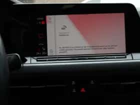 Volkswagen Golf (2022) thumbnail 37