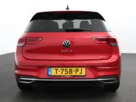 Volkswagen Golf (2022) thumbnail 8
