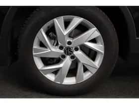 Volkswagen Tiguan (2022) thumbnail 2