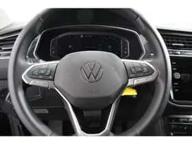 Volkswagen Tiguan (2022) thumbnail 18