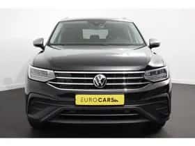 Volkswagen Tiguan (2022) thumbnail 4