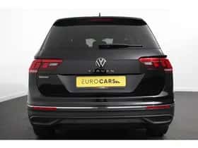 Volkswagen Tiguan (2022) thumbnail 5