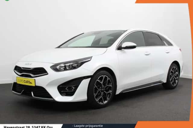 Kia Proceed (2022) thumbnail 1
