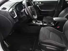 Kia Proceed (2022) thumbnail 9
