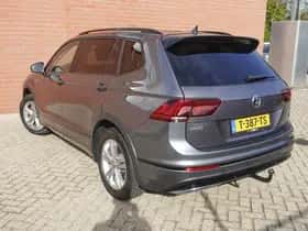 Volkswagen Tiguan (2021) thumbnail 8