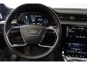 Audi e-tron (2019) thumbnail 9