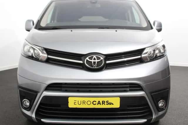Toyota Proace (2022) thumbnail 4
