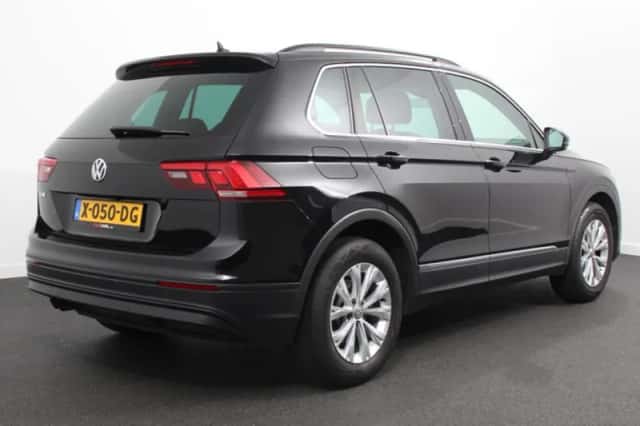 Volkswagen Tiguan (2020) thumbnail 6