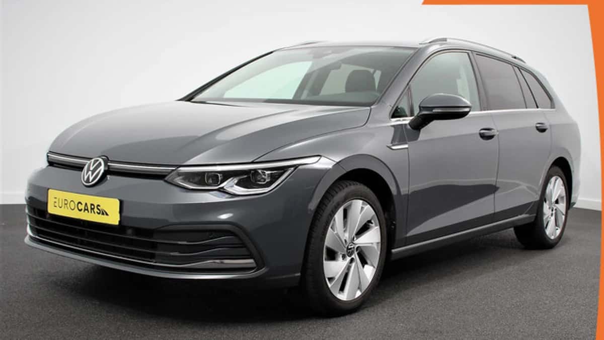 Volkswagen Golf (2021) — foto 1