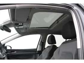 Volkswagen Golf (2022) thumbnail 23