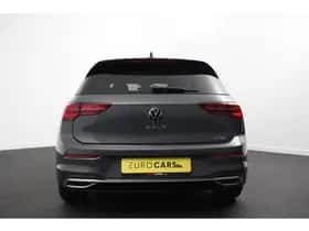 Volkswagen Golf (2022) thumbnail 5