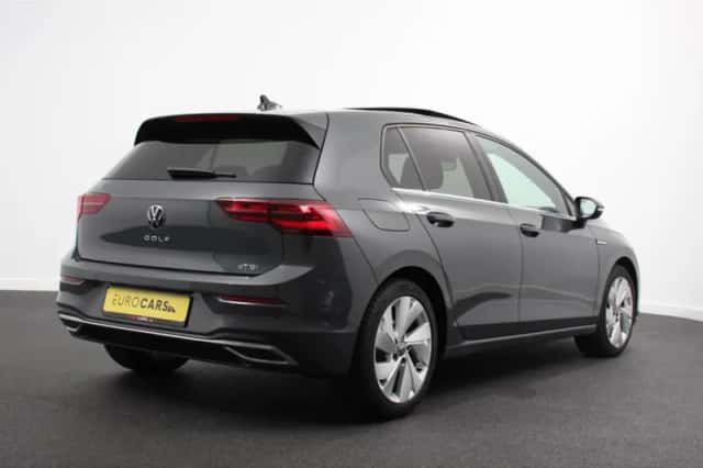 Volkswagen Golf (2022) thumbnail 6