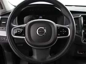 Volvo XC90 (2021) thumbnail 19