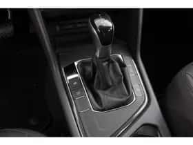 Volkswagen Tiguan (2022) thumbnail 16