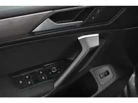 Volkswagen Tiguan (2022) thumbnail 23