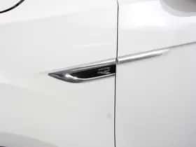 Volkswagen T-Roc (2025) thumbnail 10