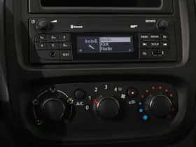 Opel Vivaro (2019) thumbnail 39