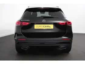Mercedes-Benz GLA thumbnail 4