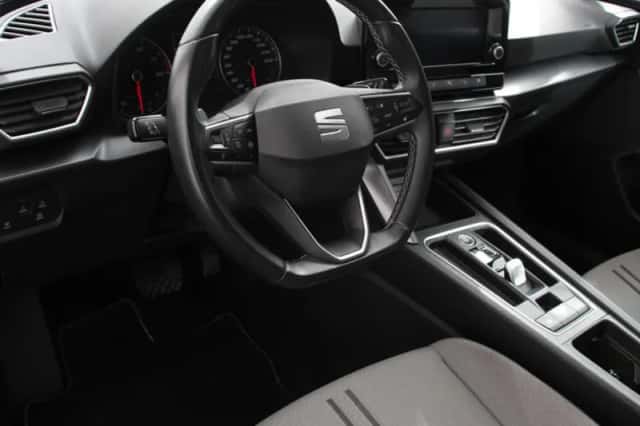 SEAT Leon (2021) thumbnail 2