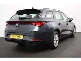 SEAT Leon (2021) thumbnail 4